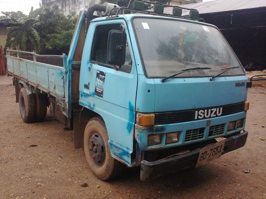 ขาย NKR58L ห้างแท้ ปี 33 เครื่องดี เล่มพร้อมทะเบียนไม่ขาด แชชซีไม่สวย ภายในโทรม