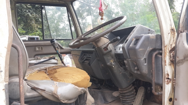 ขายด่วนไอ้หลงเบรคใหญ่สองเพลาดั้ม MISUBISHI FN527MTD0554 ราคาถูกๆรีบจองโทร 0843923995 0811838154