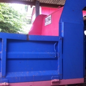 ขายรถหกล้อดั้ม ขายรถหกล้อดั้ม