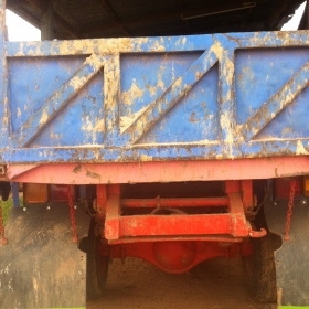 ขายรถหกล้อดั้ม ขายรถหกล้อดั้ม