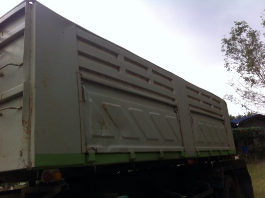 ขายลูกพ่วงกระบะสามมิตร