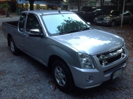ขายรถ Isuzu D-Max ปี2011 ตัวTop ราคา 455,000 ขายรถ Isuzu D-Max ปี2011 ตัวTop ราคา 455,000
