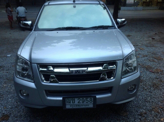 ขายรถ Isuzu D-Max ปี2011 ตัวTop ราคา 455,000 ขายรถ Isuzu D-Max ปี2011 ตัวTop ราคา 455,000