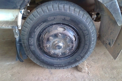 ขายด่วน..รถสิบล้อ สองเพลาดั้ม HINO FD 3HHA เครื่องฮีโน่ HO7D  195 แรงม้า เก๋งสวย ภายในสวย มีแอร์ มียางสวยทุกเส้น มีทะเบียนครบ สิบล้อแรง รุ่นประหยัด