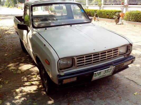 MAZDA, FAMILIA 1000 ปี 1978 เกียร์ธรรมดา เครื่อง โตโยต้า4K