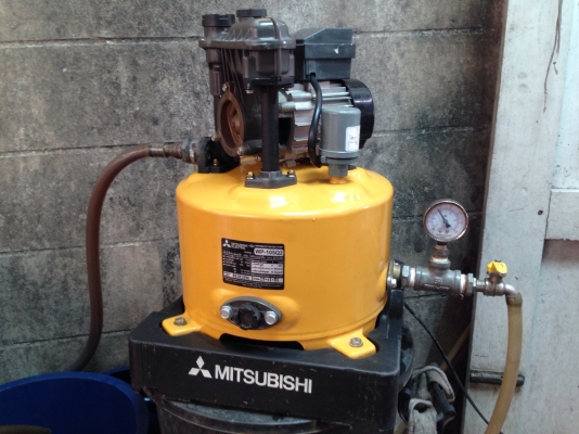 ขายปั้มน้ำอัตโนมัติ mitsubishi 150 W สภาพสวย พร้อมใช้งาน รับประกันคุณภาพ ดูประวัติการขายได้ครับ