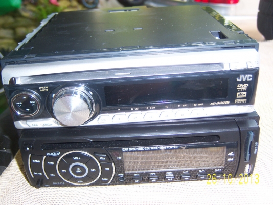 วิทยุCD รถยนต์  MP3 MP4 USB  ยี่ห้อ ZULEX