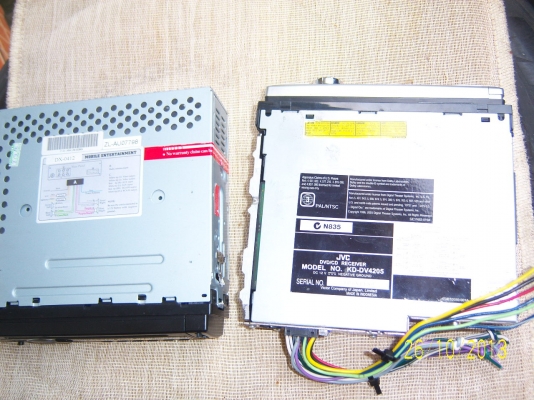 วิทยุCD รถยนต์  MP3 MP4 USB  ยี่ห้อ ZULEX