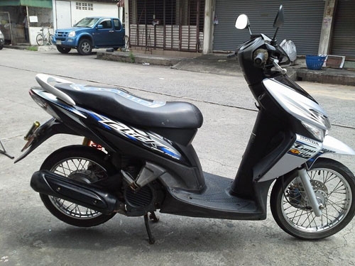 click ปี 50 สีน้ำเงิน เทา รถบ้าน เครื่องเดิมๆ เอกสารครบ