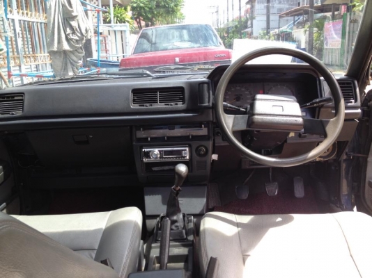 เเลกบิ๊กไบทครับทุกตัวเสนอมา  ขอ 400 ขึ้นน่ะครับ  toyota corona st 150 เเกสเเล้ว ล้อเเม็ก ระบบไฟครบๆ ใช้ได้หมด ภายในเบาะหนังสวยมาก กระจกไฟฟ้า เซ็นทัลล็อก ตัวท็อป ภาษีหมดปี 57 ไดชาจใหม่ เเอรหนาว ประหยัดมากขับกลับจากนครปฐม หมดไป 50บาท ใช้งานได้ปกติเอาไปขับได