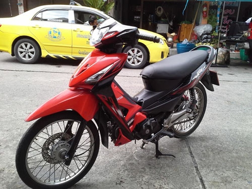 wave 125 x ปี 53 ดิสก์หน้า หลัง เครื่องเดิมๆ แน่นๆไม่หลวม ไม่มีควันขาว เอกสาร ชุดโอนครบ