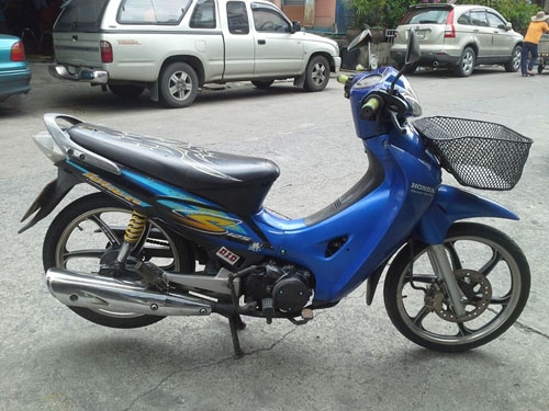 wave 125 s ปี 46 ล้อแม็ก สีน้ำเงิน เครื่องเดิมแน่น ชุดสีสวย เอกสารชุดโอนครบ(รถป้ายเหลือง) wave 125 s ปี 46 ล้อแม็ก สีน้ำเงิน เครื่องเดิมแน่น ชุดสีสวย เอกสารชุดโอนครบ(รถป้ายเหลือง)