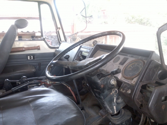 **1,600,000** รถเทลเลอร์ HiNo F17 2 เพลา + รถเกี่ยวข้าวศักดิ์พัฒนา **1,600,000** รถเทลเลอร์ HiNo F17 2 เพลา + รถเกี่ยวข้าวศักดิ์พัฒนา