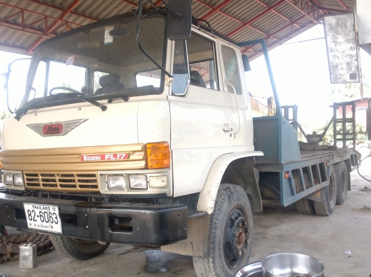 **1,600,000** รถเทลเลอร์ HiNo F17 2 เพลา + รถเกี่ยวข้าวศักดิ์พัฒนา **1,600,000** รถเทลเลอร์ HiNo F17 2 เพลา + รถเกี่ยวข้าวศักดิ์พัฒนา