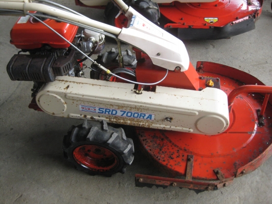 ขายรถตัดหญ้าSRD-820และ SRD-700RA พร้อมใช้งาน ขายรถตัดหญ้าSRD-820และ SRD-700RA พร้อมใช้งาน