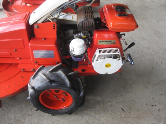 ขายรถตัดหญ้าSRD-820และ SRD-700RA พร้อมใช้งาน ขายรถตัดหญ้าSRD-820และ SRD-700RA พร้อมใช้งาน