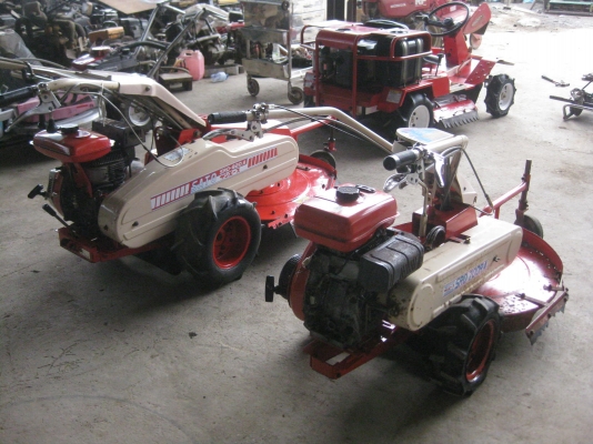 ขายรถตัดหญ้าSRD-820และ SRD-700RA พร้อมใช้งาน ขายรถตัดหญ้าSRD-820และ SRD-700RA พร้อมใช้งาน