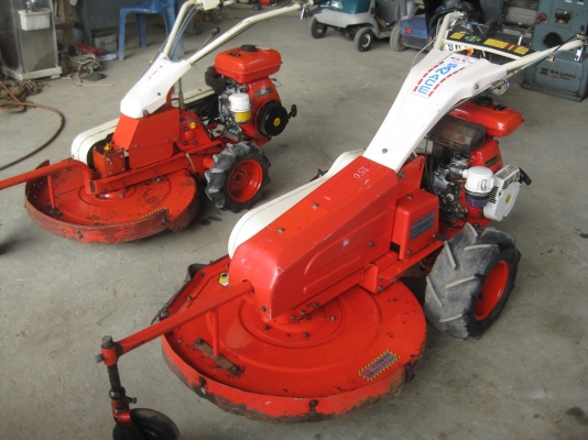 ขายรถตัดหญ้าSRD-820และ SRD-700RA พร้อมใช้งาน ขายรถตัดหญ้าSRD-820และ SRD-700RA พร้อมใช้งาน