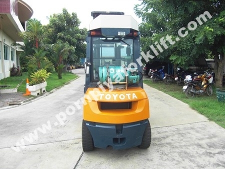 จำหน่ายรถ Forklift   TOYOTA  42-7FG25