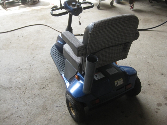 ขายรถคนชราSUZUKI สามล้อไฟฟ้า พร้อมใช้งาน ขายรถคนชราSUZUKI สามล้อไฟฟ้า พร้อมใช้งาน