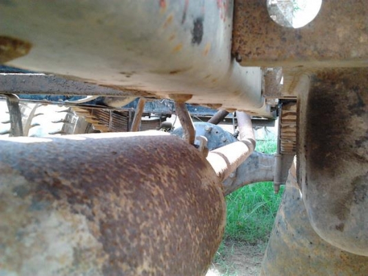 **300,000 บ.ต่อรอง**ขาย หัวคัสซี 6ล้อหัวยาว คัสซีใหญ่ สภาพสวยเดิมบาง ISUZU HTR 114 เครื่อง6BD1 165HPแห้งจัดฟิตจริง ไม่มีเยิ้ม ช่วงล่างแน่นเฟืองท้ายJCM คัสซีสวยใหญ่ถึงปลาย ไม่มีผุ มีบวมซับใน นิดๆหน่อยๆบางจุด (ตามรูป) ยาง900ขอบ20 สภาพดี หัวบางเดิมภายในสวยคอ