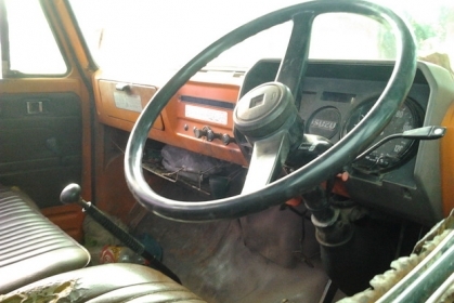 **300,000 บ.ต่อรอง**ขาย หัวคัสซี 6ล้อหัวยาว คัสซีใหญ่ สภาพสวยเดิมบาง ISUZU HTR 114 เครื่อง6BD1 165HPแห้งจัดฟิตจริง ไม่มีเยิ้ม ช่วงล่างแน่นเฟืองท้ายJCM คัสซีสวยใหญ่ถึงปลาย ไม่มีผุ มีบวมซับใน นิดๆหน่อยๆบางจุด (ตามรูป) ยาง900ขอบ20 สภาพดี หัวบางเดิมภายในสวยคอ