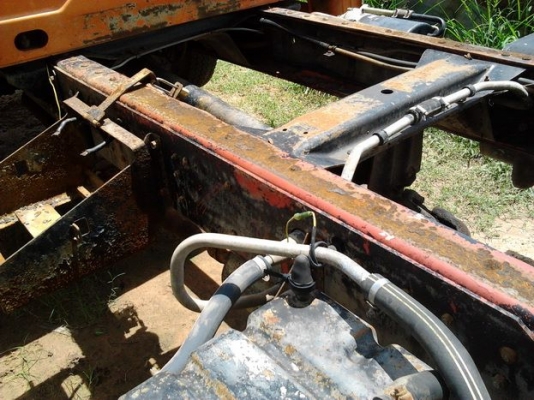 **300,000 บ.ต่อรอง**ขาย หัวคัสซี 6ล้อหัวยาว คัสซีใหญ่ สภาพสวยเดิมบาง ISUZU HTR 114 เครื่อง6BD1 165HPแห้งจัดฟิตจริง ไม่มีเยิ้ม ช่วงล่างแน่นเฟืองท้ายJCM คัสซีสวยใหญ่ถึงปลาย ไม่มีผุ มีบวมซับใน นิดๆหน่อยๆบางจุด (ตามรูป) ยาง900ขอบ20 สภาพดี หัวบางเดิมภายในสวยคอ