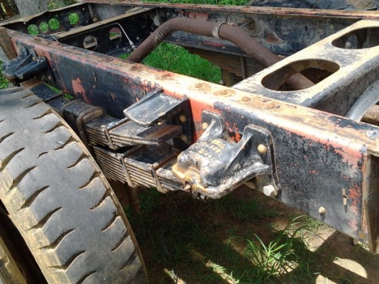 **300,000 บ.ต่อรอง**ขาย หัวคัสซี 6ล้อหัวยาว คัสซีใหญ่ สภาพสวยเดิมบาง ISUZU HTR 114 เครื่อง6BD1 165HPแห้งจัดฟิตจริง ไม่มีเยิ้ม ช่วงล่างแน่นเฟืองท้ายJCM คัสซีสวยใหญ่ถึงปลาย ไม่มีผุ มีบวมซับใน นิดๆหน่อยๆบางจุด (ตามรูป) ยาง900ขอบ20 สภาพดี หัวบางเดิมภายในสวยคอ