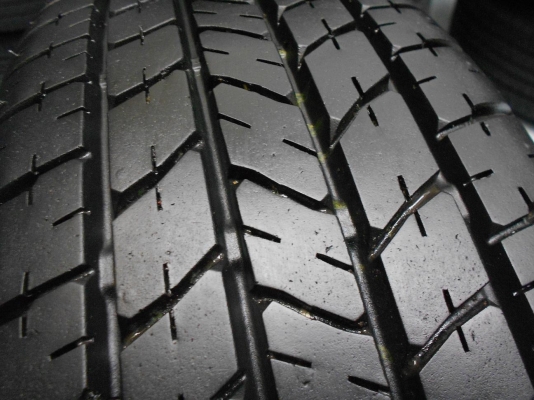 ขายล้อแม็ก Toyota Yaris ขอบ 15 พร้อมยางบริดสโตนปลายปี 12/เทิร์นได้-ใส่ฟรีค่ะ ขายล้อแม็ก Toyota Yaris ขอบ 15 พร้อมยางบริดสโตนปลายปี 12/เทิร์นได้-ใส่ฟรีค่ะ