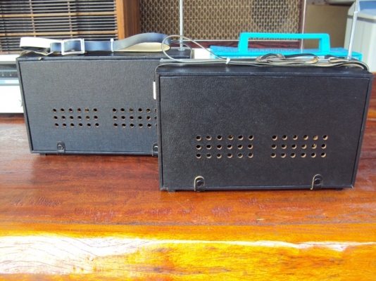 ขายวิทยุกระเป๋าหิ้วแนว Vintage ASAHI