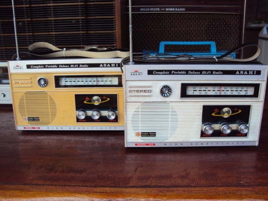 ขายวิทยุกระเป๋าหิ้วแนว Vintage ASAHI