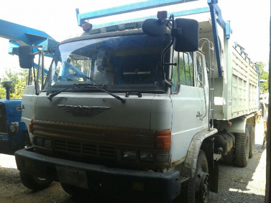 ขายรถบรรทุกสิบล้อดั๊มพ์ Hino F18 เครื่องเดิม HO7C เกียร์เดิม สโลด์เดิม 2 เพลาด.เหล็ก ยางเต็มรถวิ่งอ้อยอยู่