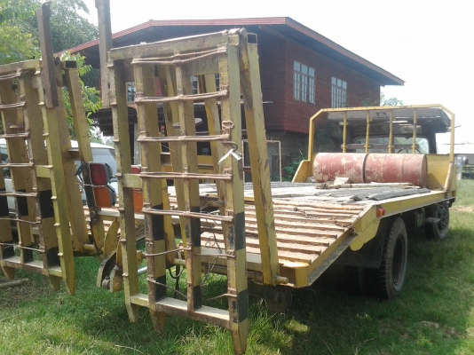 รถเทเลอร์ไว้ขนรถเกียวข้าวหกล้อแครื่อง 6BB 145 แรง รถเทเลอร์ไว้ขนรถเกียวข้าวหกล้อแครื่อง 6BB 145 แรง