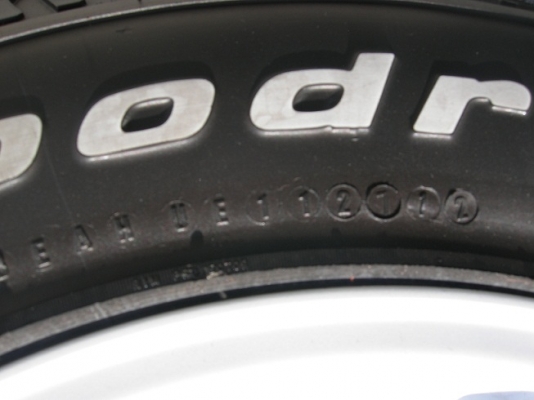 ยางขายแล้วเหลือแม็ก ครับ ยางขายแล้วเหลือแม็ก ครับ