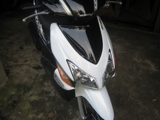 ขายคลิกสวยๆ สักคัน