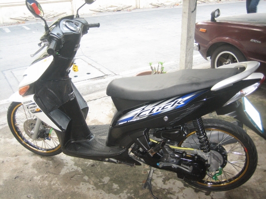 ขายคลิกสวยๆ สักคัน