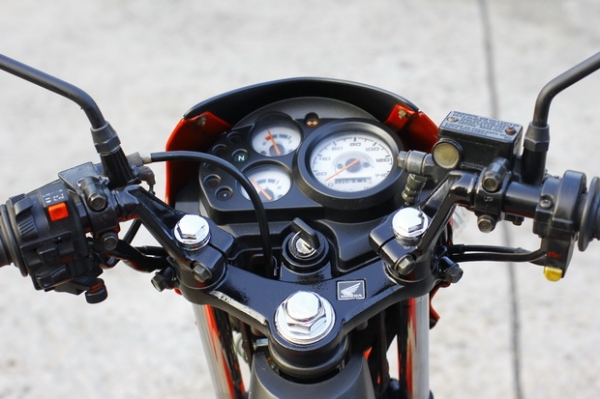 โซนิค สีแดง-ดำ เดิมๆ ล้อแม๊ก Start มือ โซนิค สีแดง-ดำ เดิมๆ ล้อแม๊ก Start มือ