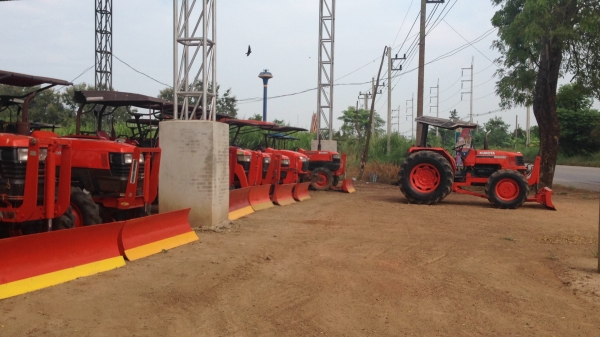 ขายรถไถและรถเกษตร มือสอง ทุกชนิด สภาพสวย ราคาโดนใจ ผู้ซื้อและ มีให้ท่านได้เลือกหลากหายยีห้อ !!