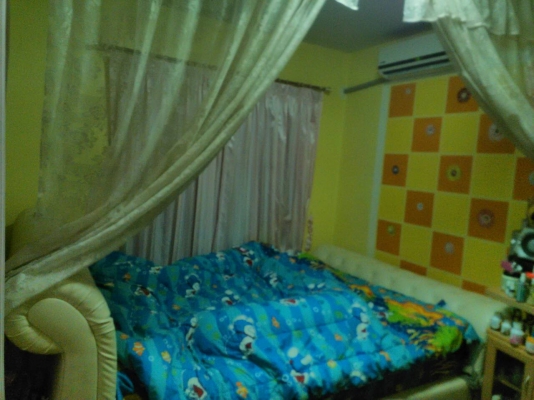 ต้องการขายบ้านแฝดพร้อเฟอร์นิเจอร์และแอร์3ตัวอยู่ที่หมู่บ้านพฤษา153ห้องนอน2ห้องน้ำสนใจติดต่อด่วนเนื้อที่35ตรางวา ต้องการขายบ้านแฝดพร้อเฟอร์นิเจอร์และแอร์3ตัวอยู่ที่หมู่บ้านพฤษา153ห้องนอน2ห้องน้ำสนใจติดต่อด่วนเนื้อที่35ตรางวา