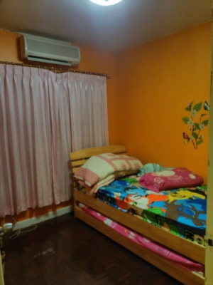 ต้องการขายบ้านแฝดพร้อเฟอร์นิเจอร์และแอร์3ตัวอยู่ที่หมู่บ้านพฤษา153ห้องนอน2ห้องน้ำสนใจติดต่อด่วนเนื้อที่35ตรางวา ต้องการขายบ้านแฝดพร้อเฟอร์นิเจอร์และแอร์3ตัวอยู่ที่หมู่บ้านพฤษา153ห้องนอน2ห้องน้ำสนใจติดต่อด่วนเนื้อที่35ตรางวา