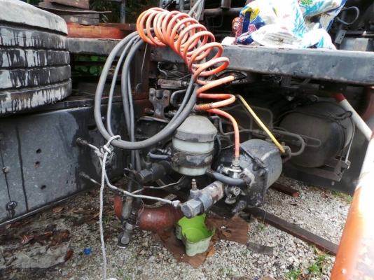 HINO PROFIA  ติดต่อปารวี  โทร 0839686255