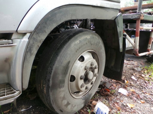 HINO PROFIA  ติดต่อปารวี  โทร 0839686255