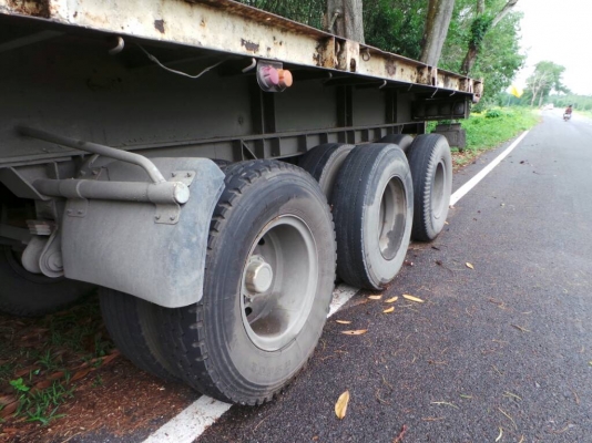 HINO PROFIA  ติดต่อปารวี  โทร 0839686255