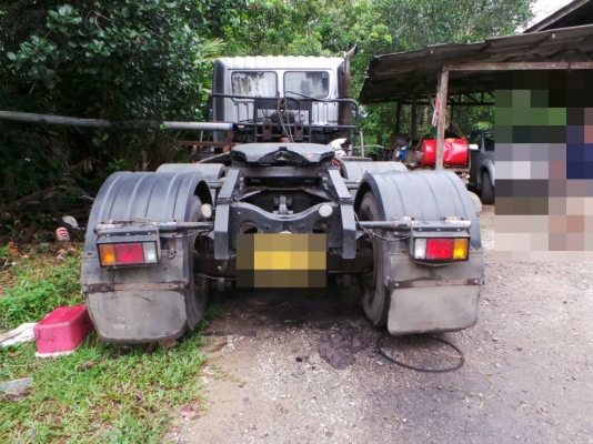 HINO PROFIA  ติดต่อปารวี  โทร 0839686255