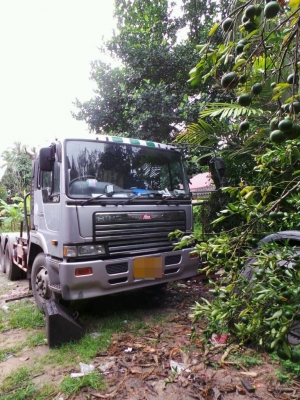 HINO PROFIA  ติดต่อปารวี  โทร 0839686255