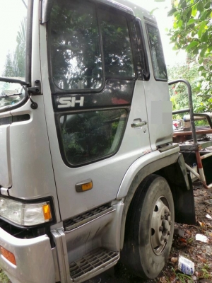 HINO PROFIA  ติดต่อปารวี  โทร 0839686255