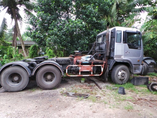 HINO PROFIA  ติดต่อปารวี  โทร 0839686255
