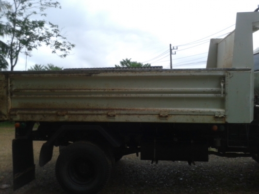 ขาย หกล้อดั้มอีซุสุ 150 แรงม้า  ใหม่จากห้าง  พร้อมใช้งาน