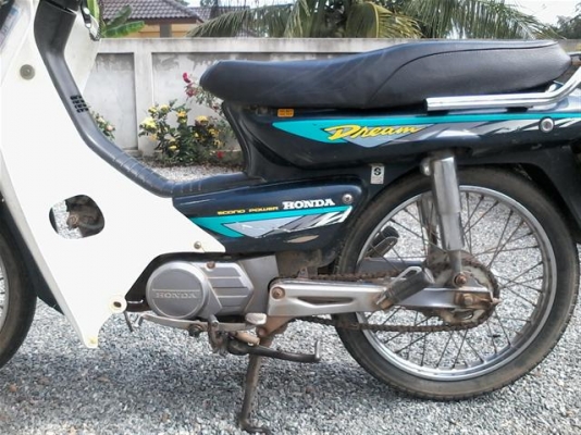 ขายดรีมทูทะเบียนเต็มพร้อมโอนเครื่องดีอะไหร่เดิม รถพร้อมใช้ ขาย 9000 บาท