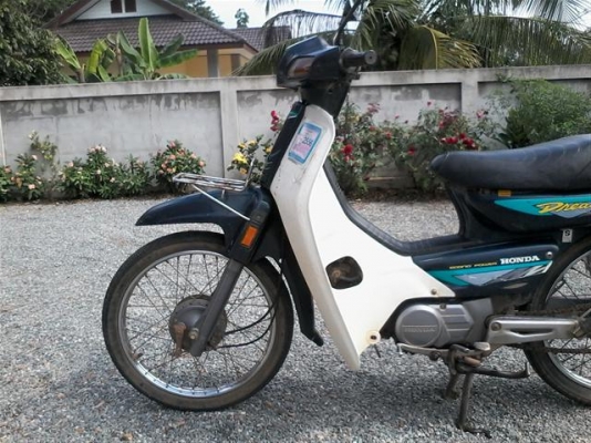 ขายดรีมทูทะเบียนเต็มพร้อมโอนเครื่องดีอะไหร่เดิม รถพร้อมใช้ ขาย 9000 บาท